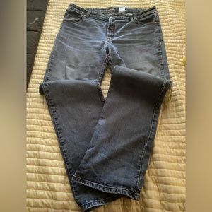 Lawman jeans - RN 58388 size 21/22